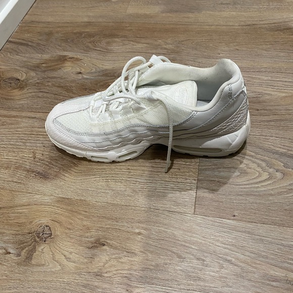 Air Max 95 - Picture 2 of 4